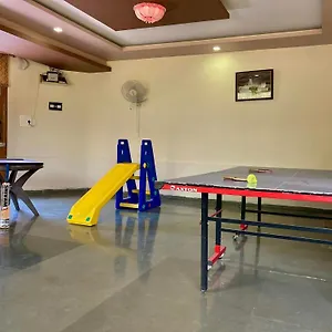 https://meera-valley-resort.udaipurhotels.org